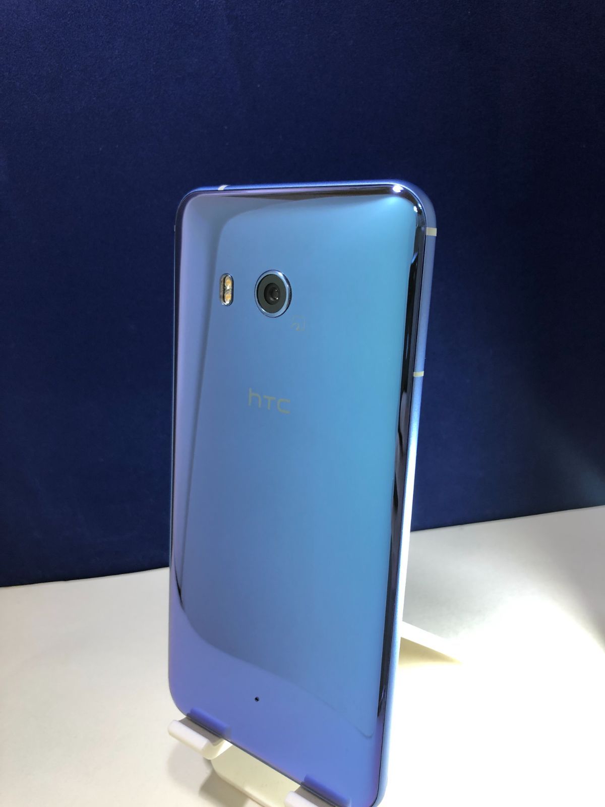 中古品・美品】softbank HTC U11 64GB 601HT【SIMロック解除済み