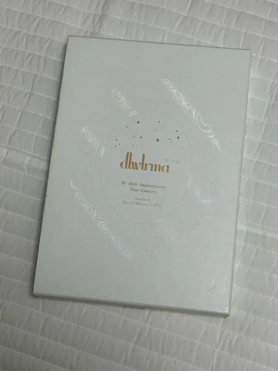 IU 10周年 コンサート ブルーレイ Blu-ray DVD アイユ新品未開封