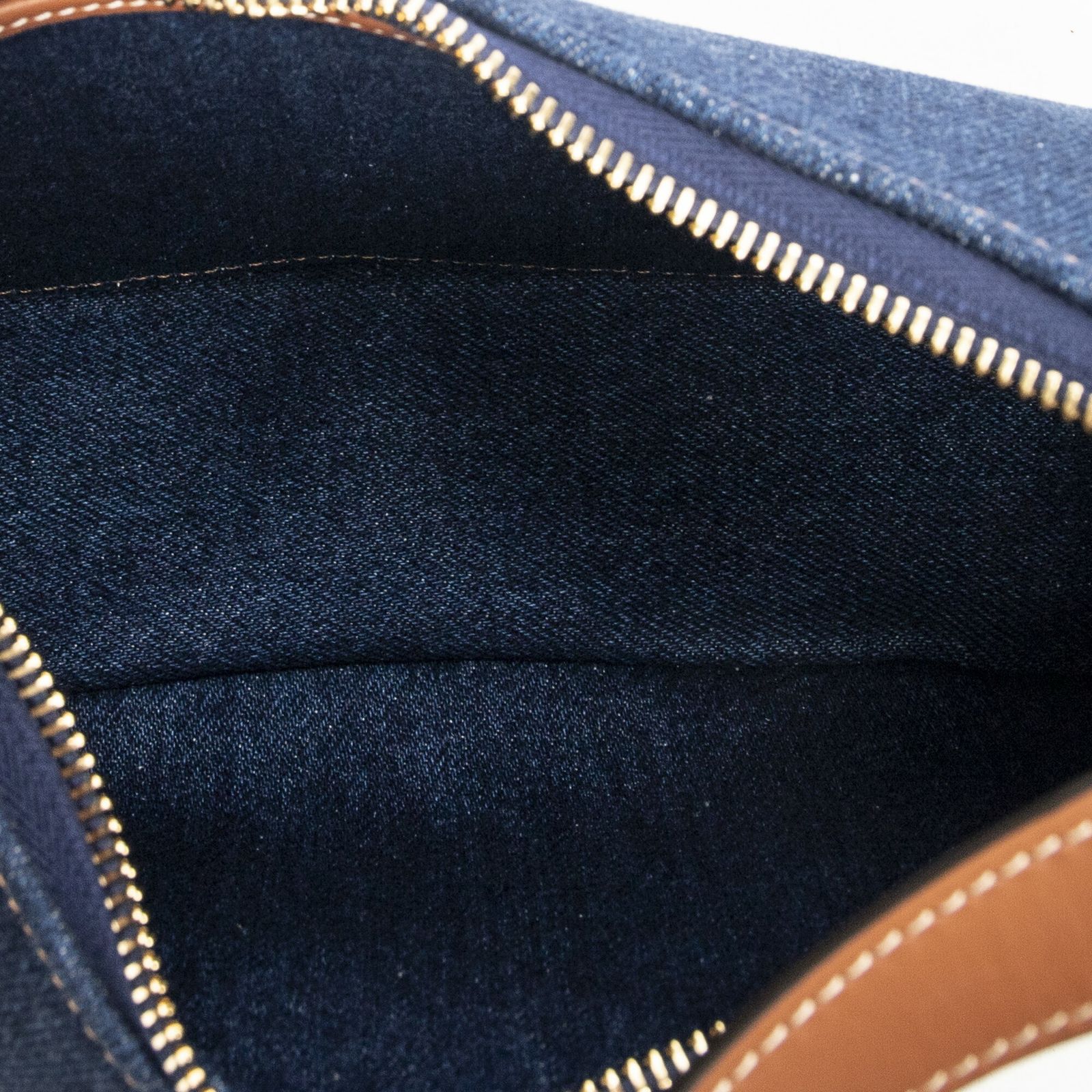 セリーヌ中アヴァ青