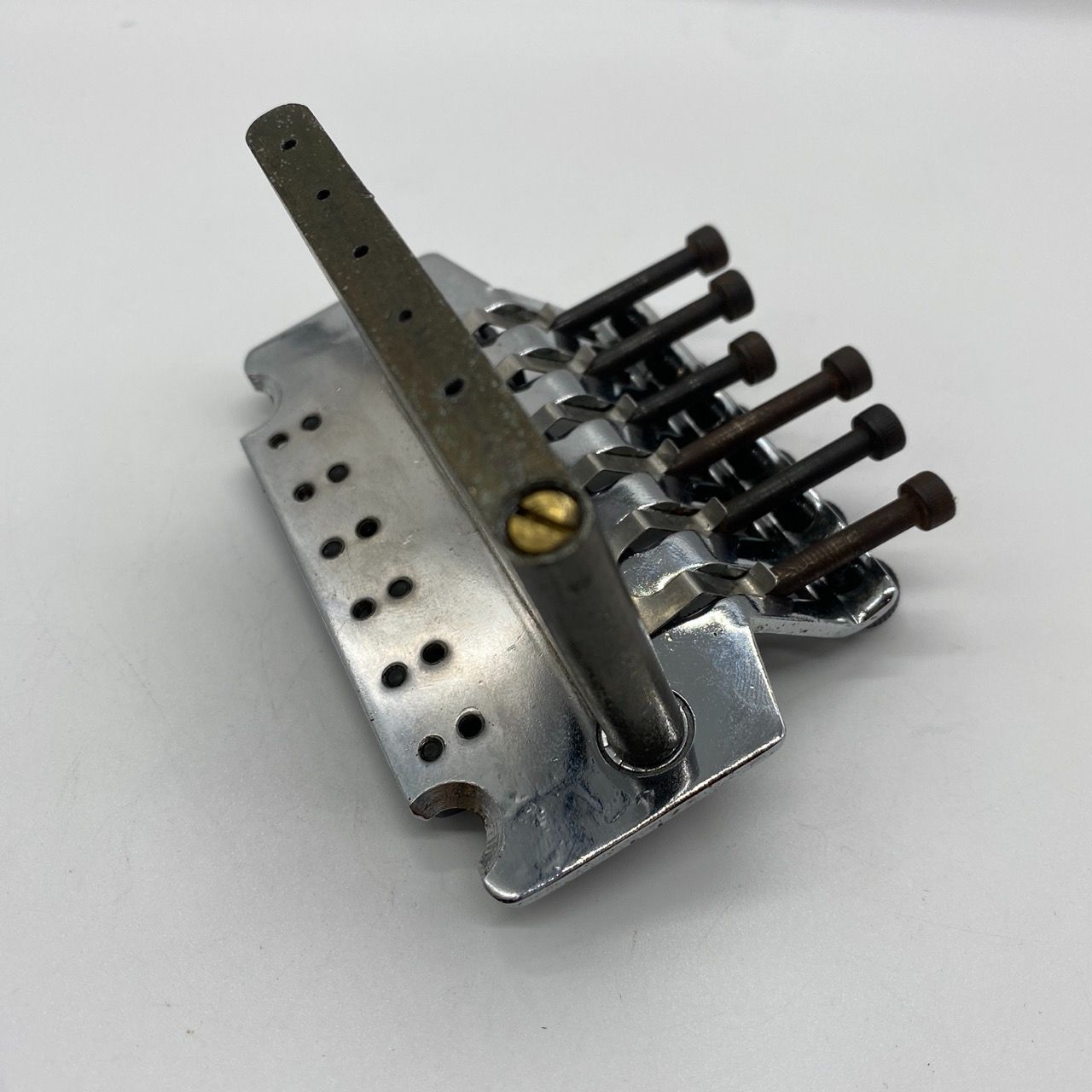 Washburn エレキギター用 クロームブリッジ Licensed Under Floyd Rose Patents Guitar Parts