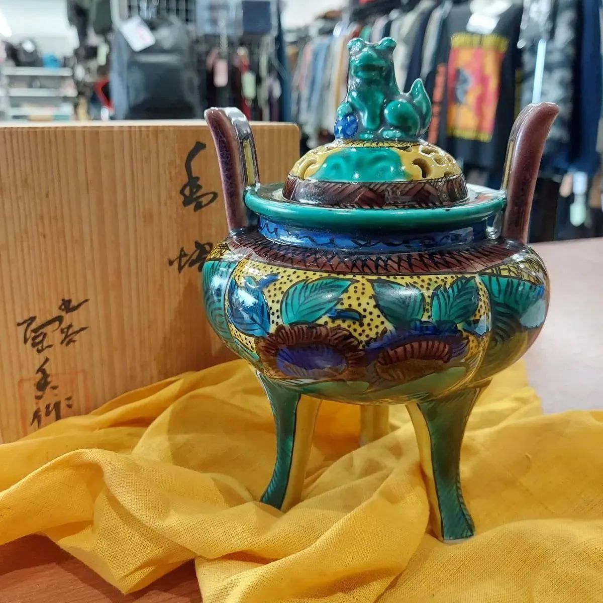 九谷焼 香炉 103 九谷焼 香炉 花鳥の絵柄 九谷焼 3号香炉 青九谷花鳥 – 漆