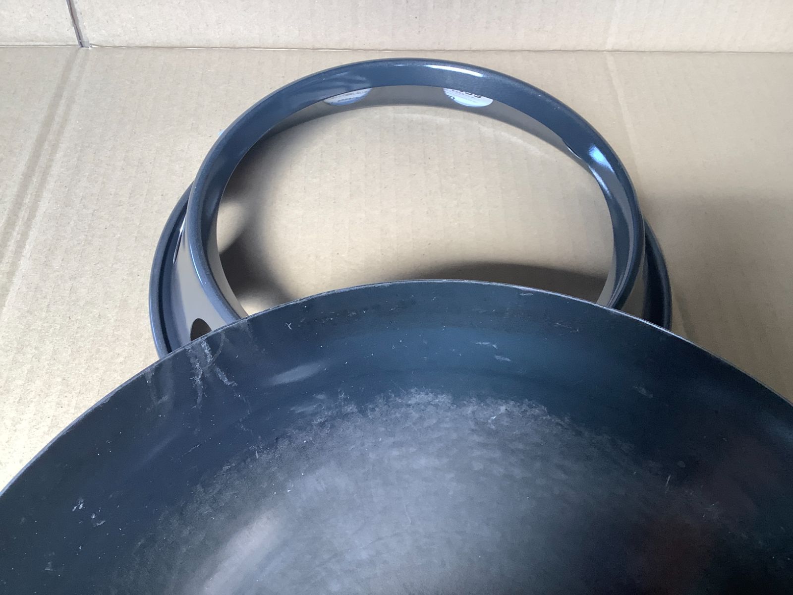 最安値通販!  山田工業所鉄製 打出片手中華鍋 北京鍋３０㎝ ささらと中華お玉と受け台付 入荷数限り！