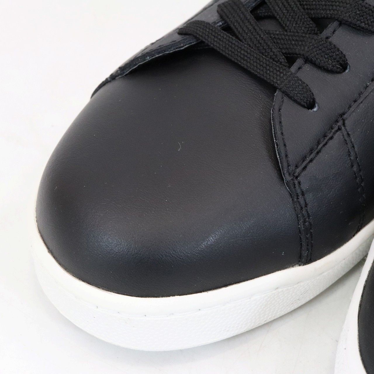 EA7 レザースニーカー　メンズ　エンボスロゴ EMPORIO ARMANI EA7 (エンポリオアルマーニ) CLASSIC EA7 レザー