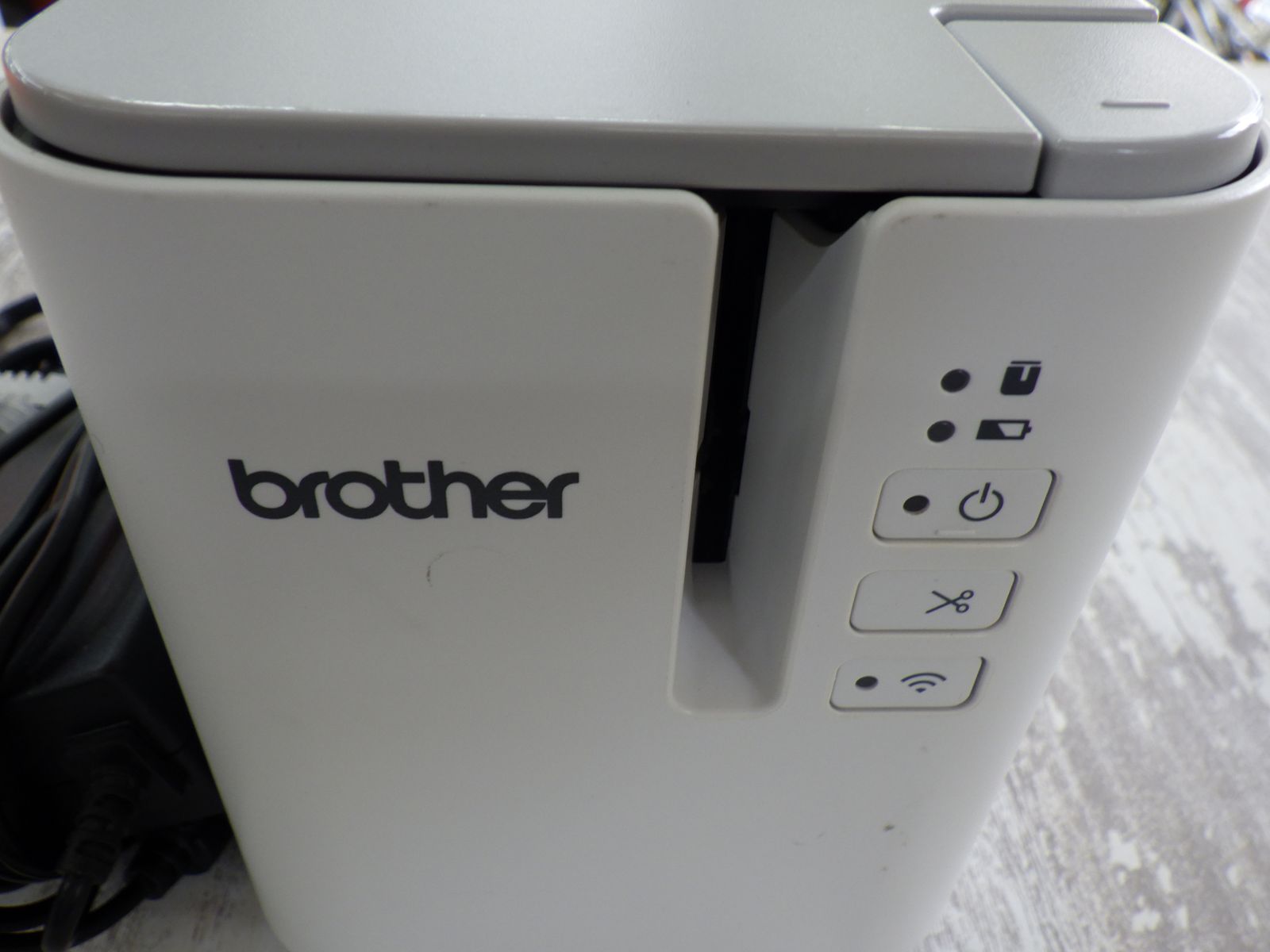 brother ブラザー P-tauch ピータッチ PT-P900W ラベルライター テストプリント済み 中古品 ①