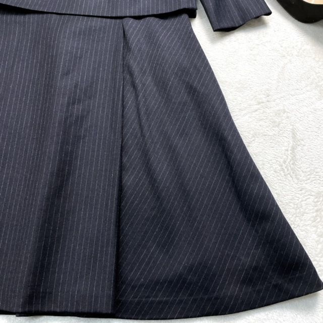 【美品】KEITH キース　ストライプ　スーツ　スカート　グレー　セレモニー 美品】KEITH キースストライプスーツスカートグレーセレモニー