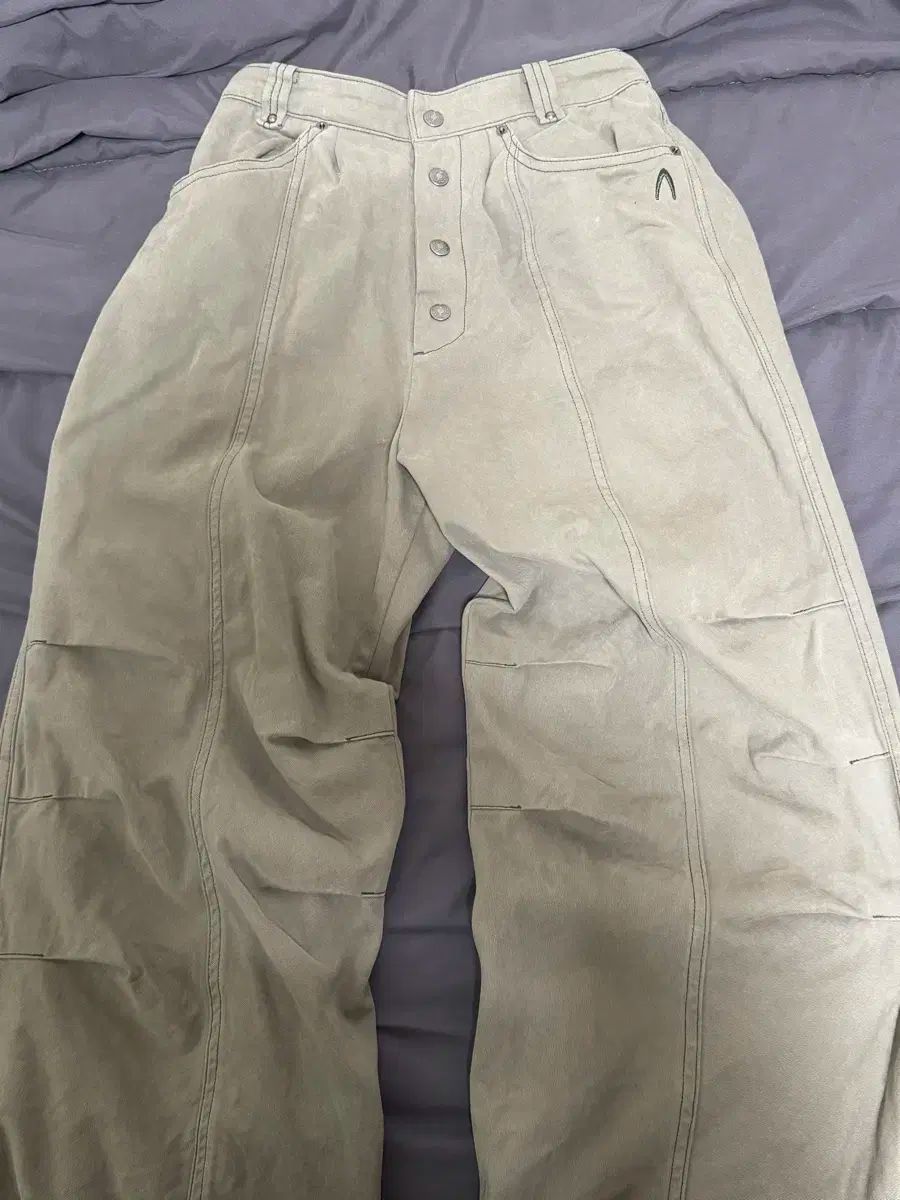 アッカム コットン パンツ カーキ 1 サイズ