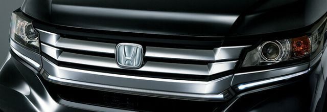 HONDA ホンダ NWGN N-WGN エヌワゴン ホンダ純正 フロントグリル（クロームメッキ/エンブレムイルミネーション付） 2014.10～次モデル | フロント グリル 取り付け DIY おすすめ エアロパーツ 車 外