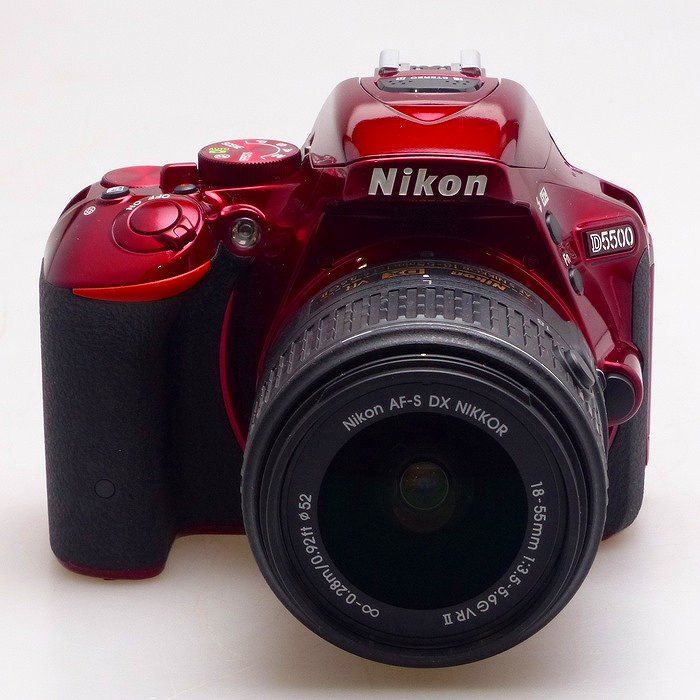 ❤️️希少レッドカラー❤️Wi-Fi &自撮り❤️Nikon D5500 ❤️️希少レッドカラー❤️Wi-Fi &自撮り❤️Nikon D5500