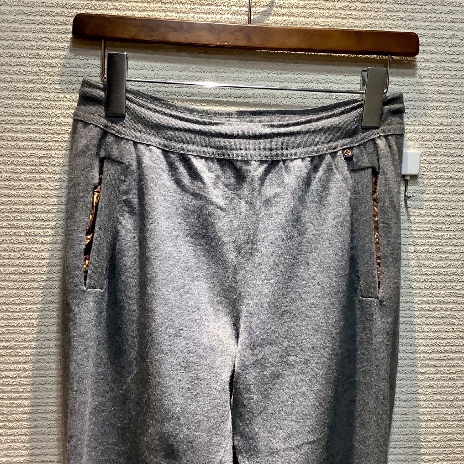 ルイヴィトン LOUISVUITTON 19SS モノグラム カシミヤニットパンツ ジョガーパンツ グレー FGKP03 XS レディース I1024 T38