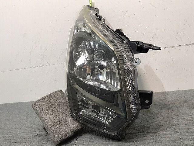 ワゴンＲ／フレア／ＭＨ３４Ｓ／ＭＨ４４Ｓ／ＭＪ３４Ｓ　純正　前期　右ヘッドライト／ハロゲン　１００－５９２７０（１２３０５６）