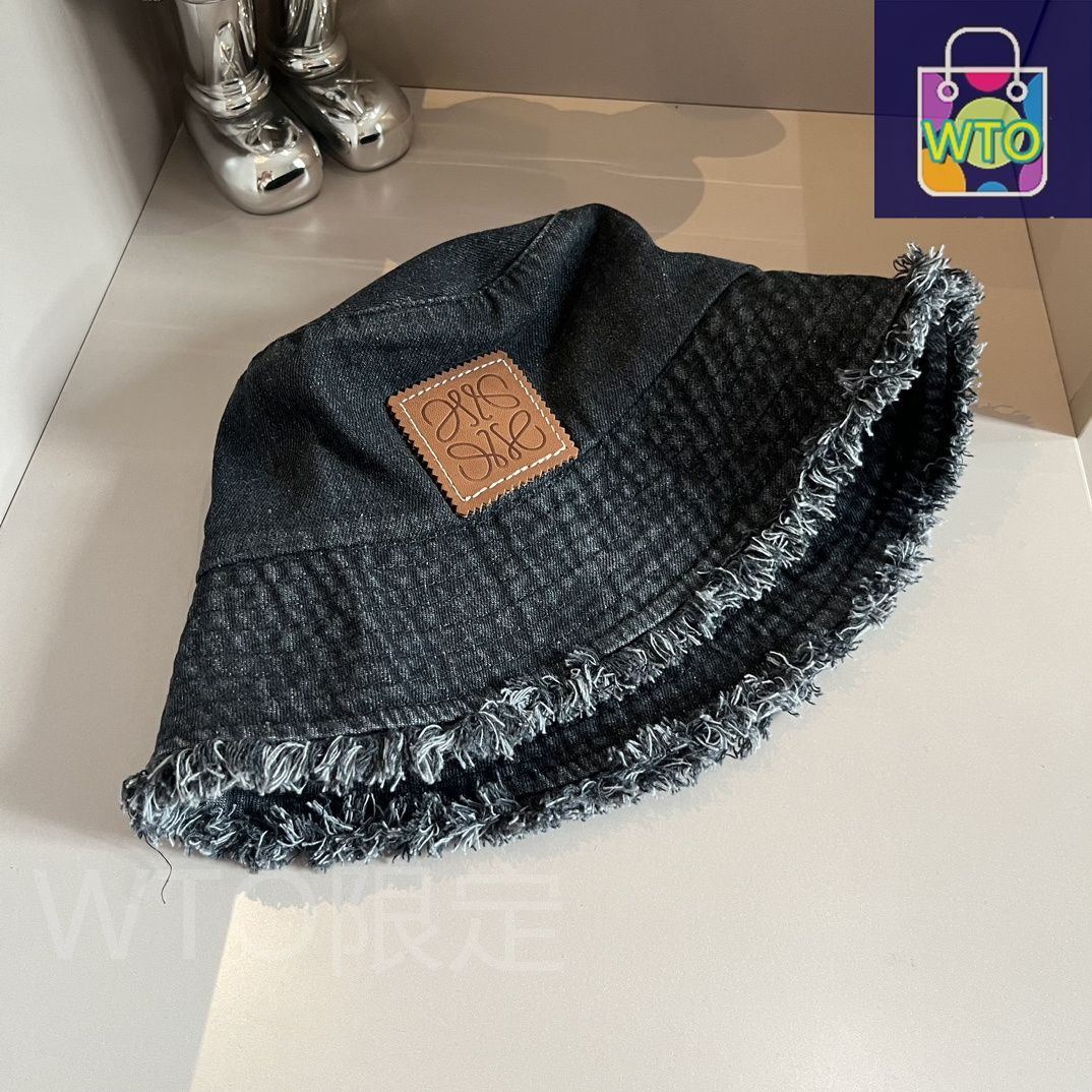 LOEWE（ロエベ）のデニムバケットハット -WTO輸入 - メルカリ