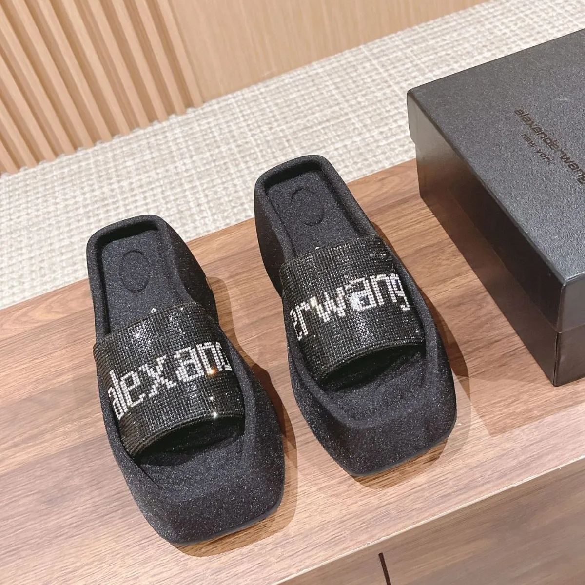 新品 ALEXANDER WANG アレキサンダー ワン サンダル 厚底 黒 35～39