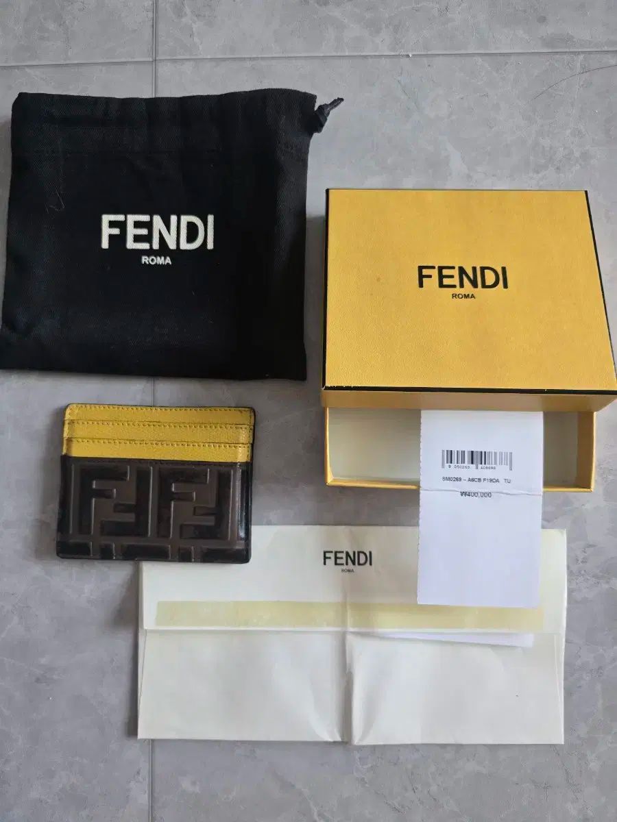 フェンディカードウォレット