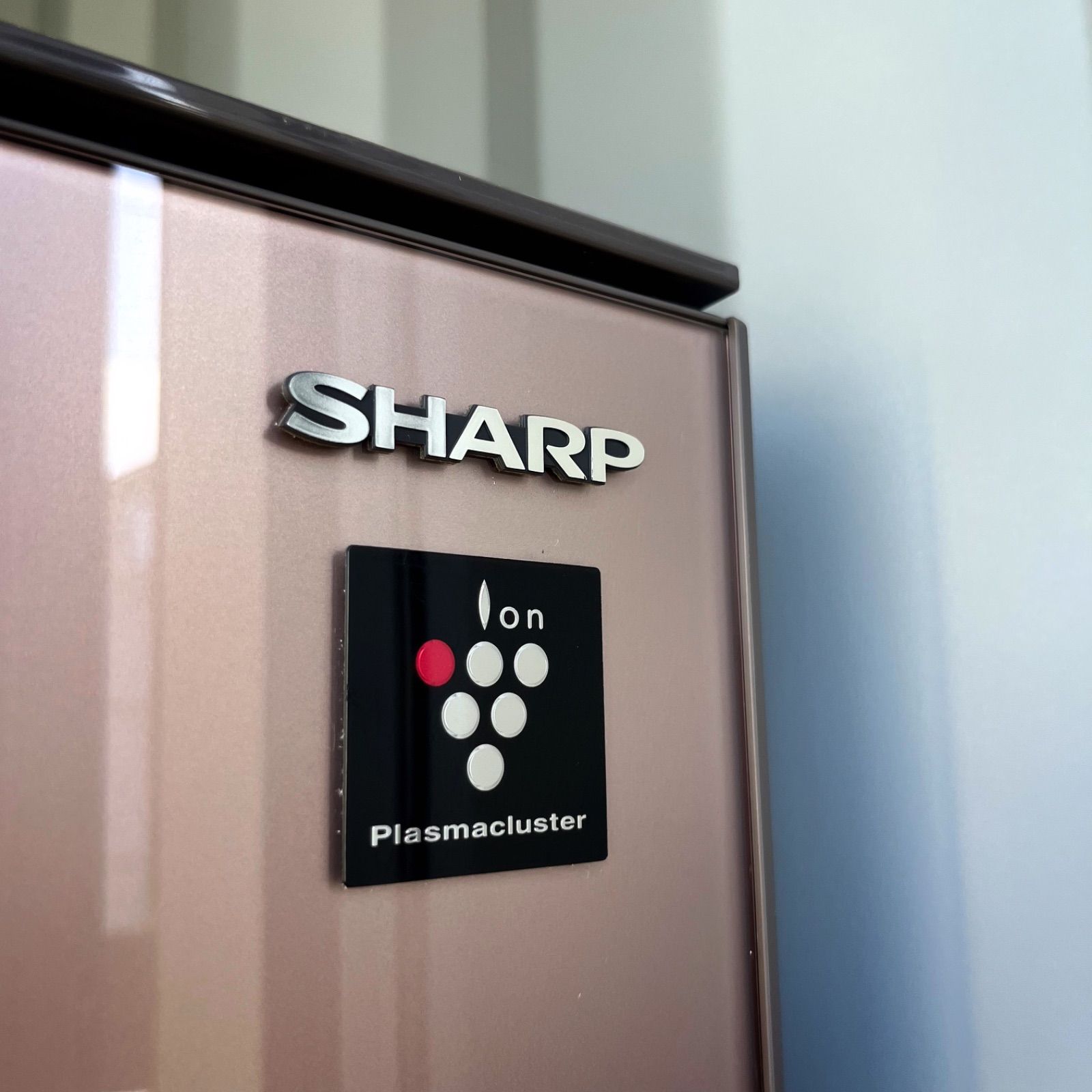 77取付無料！SHARPプラズマクラスター搭載メタリックブラウン3ドア冷蔵庫！ 77取付無料！SHARPプラズマクラスター搭載メタリックブラウン3ドア