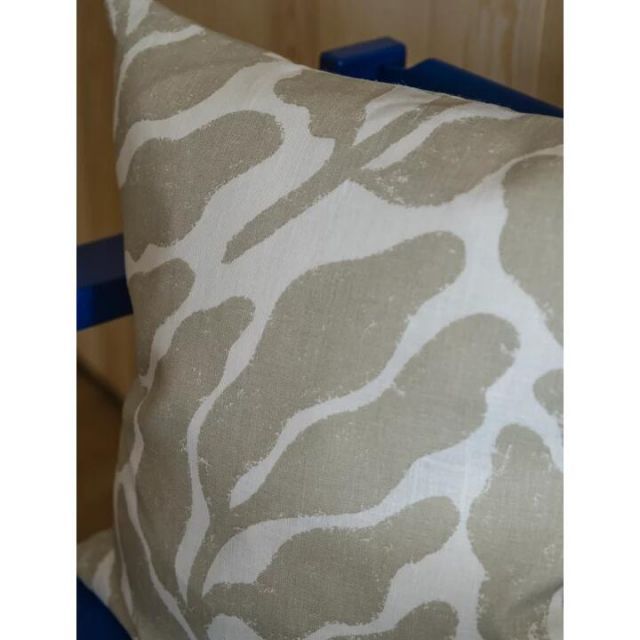 FINE LITTLE DAY LEAVES CUSHION COVER - SAND no.62112-8 48x48cm クッションカバー ファインリトルデイ NEXPOTALLINN_EU