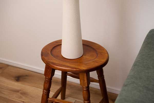 のオーバルスツール クラシカルデザイン