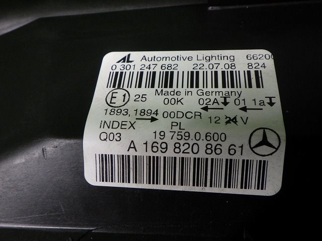 メルセデスベンツ Aクラス ヘッドライト左右 HID A169 820 86 61 A169 820 85 61 250929216 - メルカリ