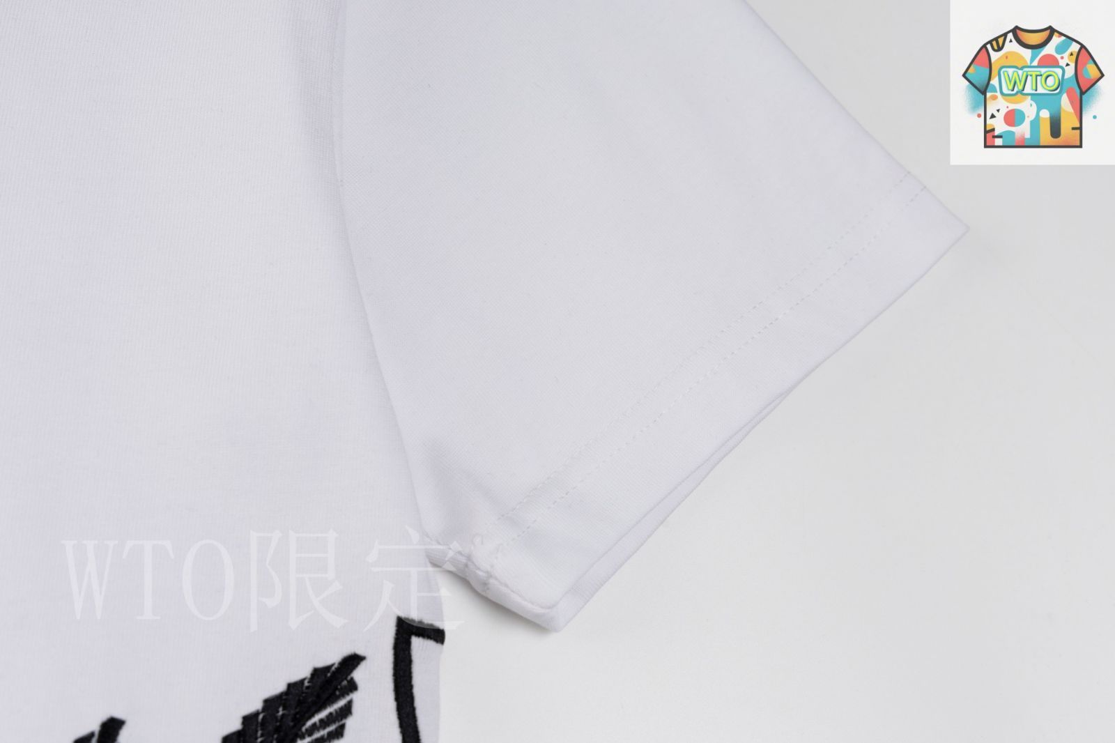 今日特価】BURBERRY 25SS 刺繍ロゴ T シャツ - メルカリ