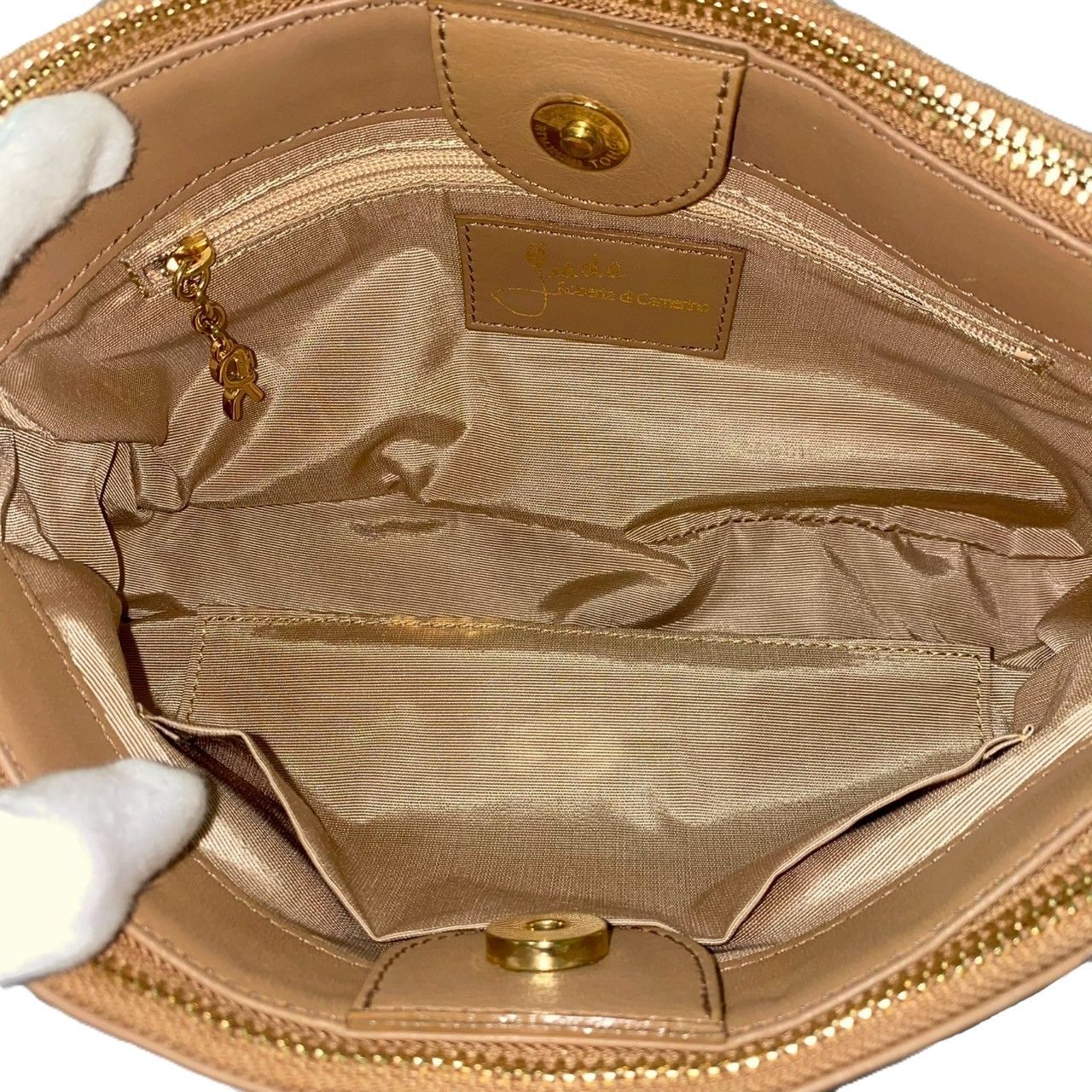 ロベルタディカメリーノ ミヌエット シルキーシナモン Roberta di