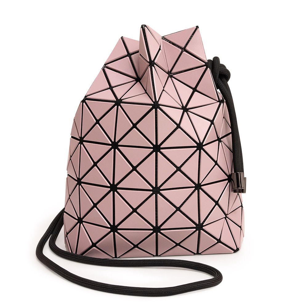 新品未使用✨現行✨イッセイミヤケ バオバオ カードウォレット ライトピンク BAO BAO ISSEY MIYAKE カードウォレット ライトピンク - メルカリ