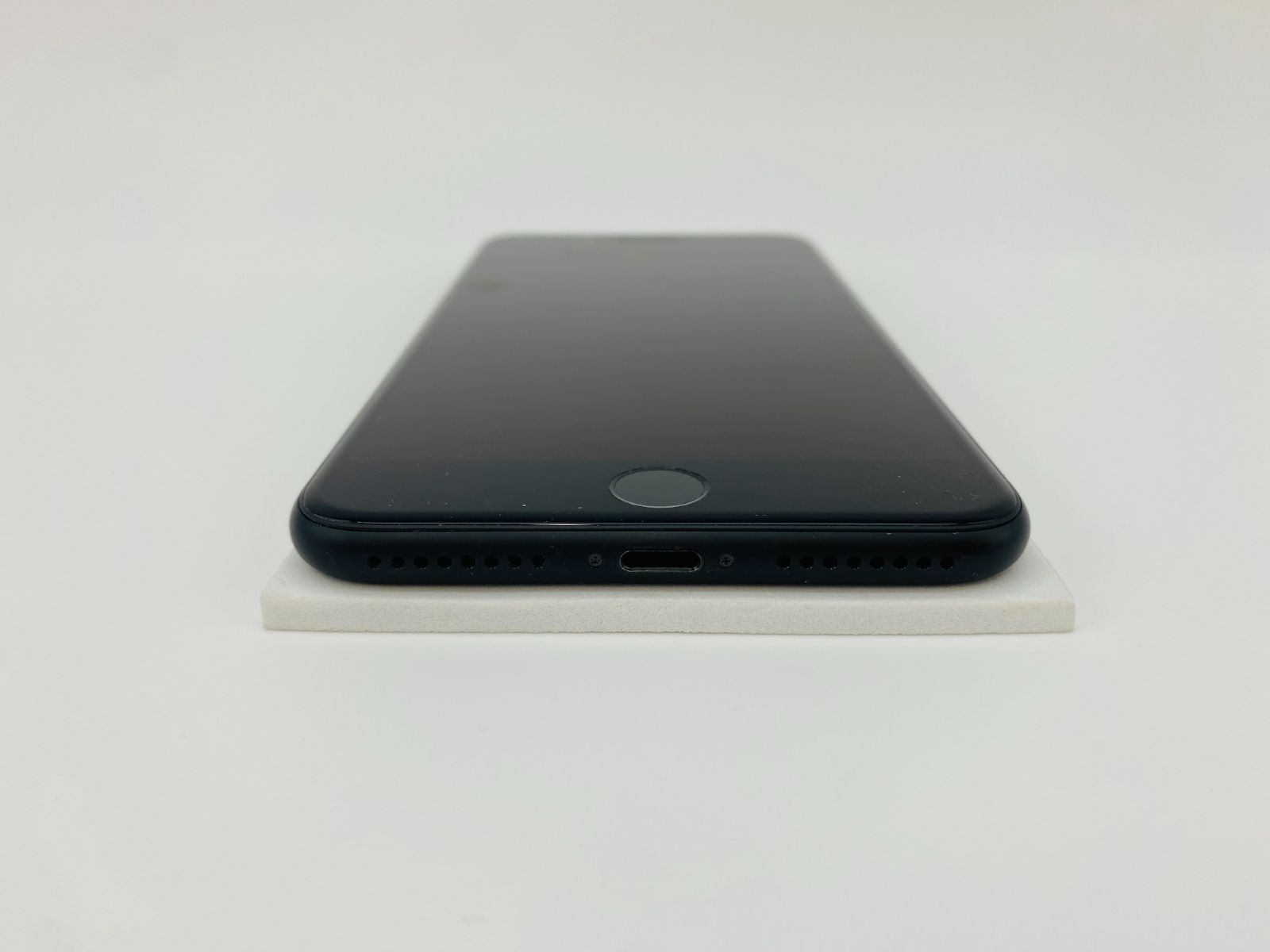 iPhone7Plus 32GB BK/シムフリー/大容量新品BT100% 02 - スマTOMO