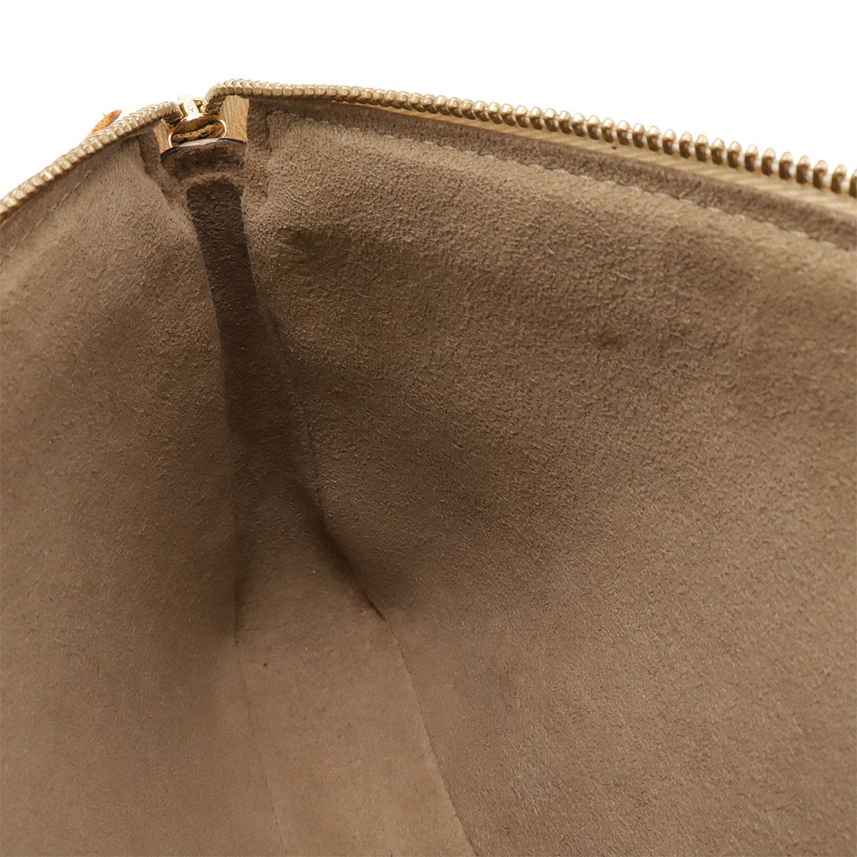 アクセソワール