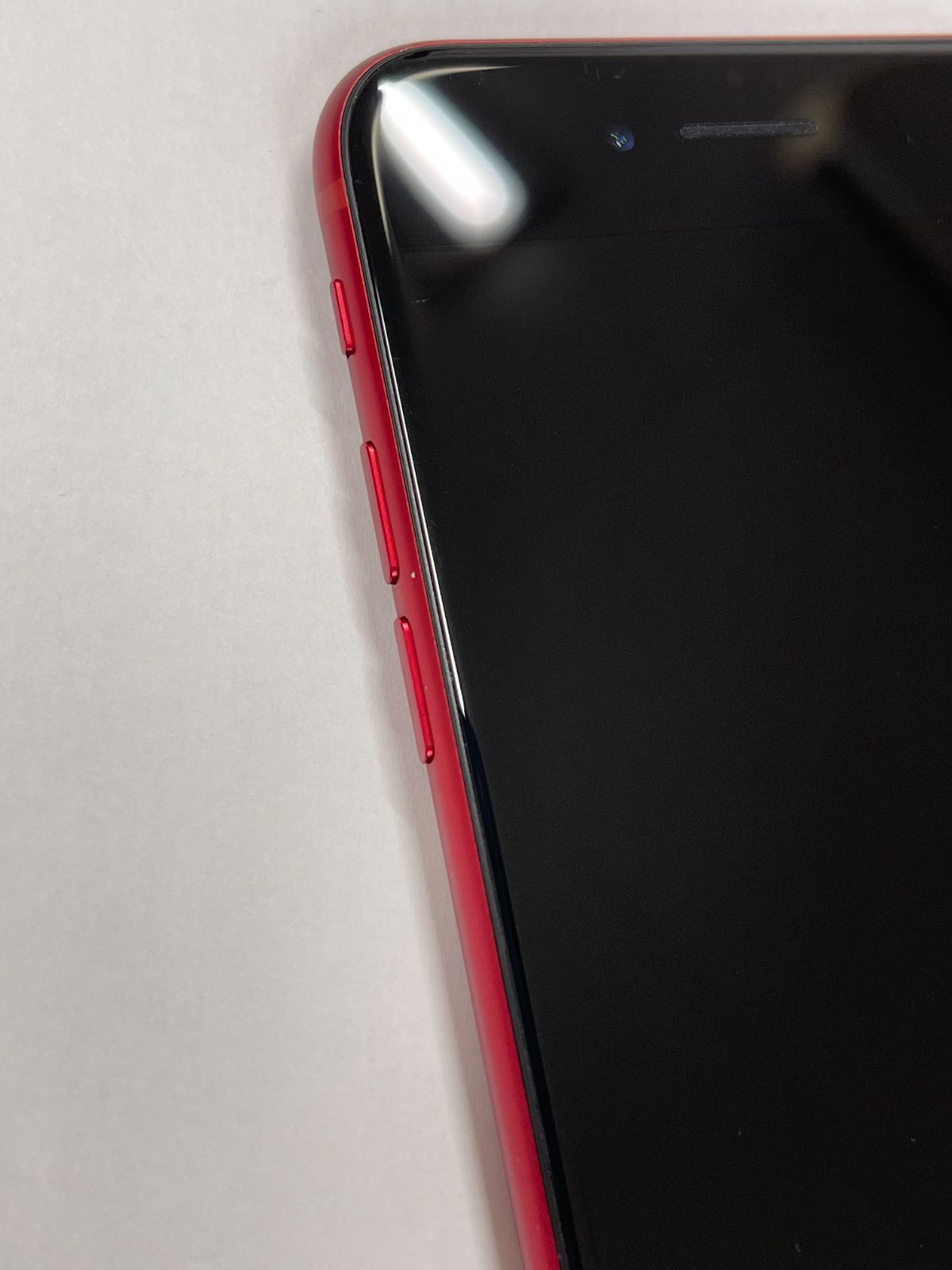 値下げ・美品】iPhoneSE3/64GB/RD【ランクB】電池残91％② - メルカリ