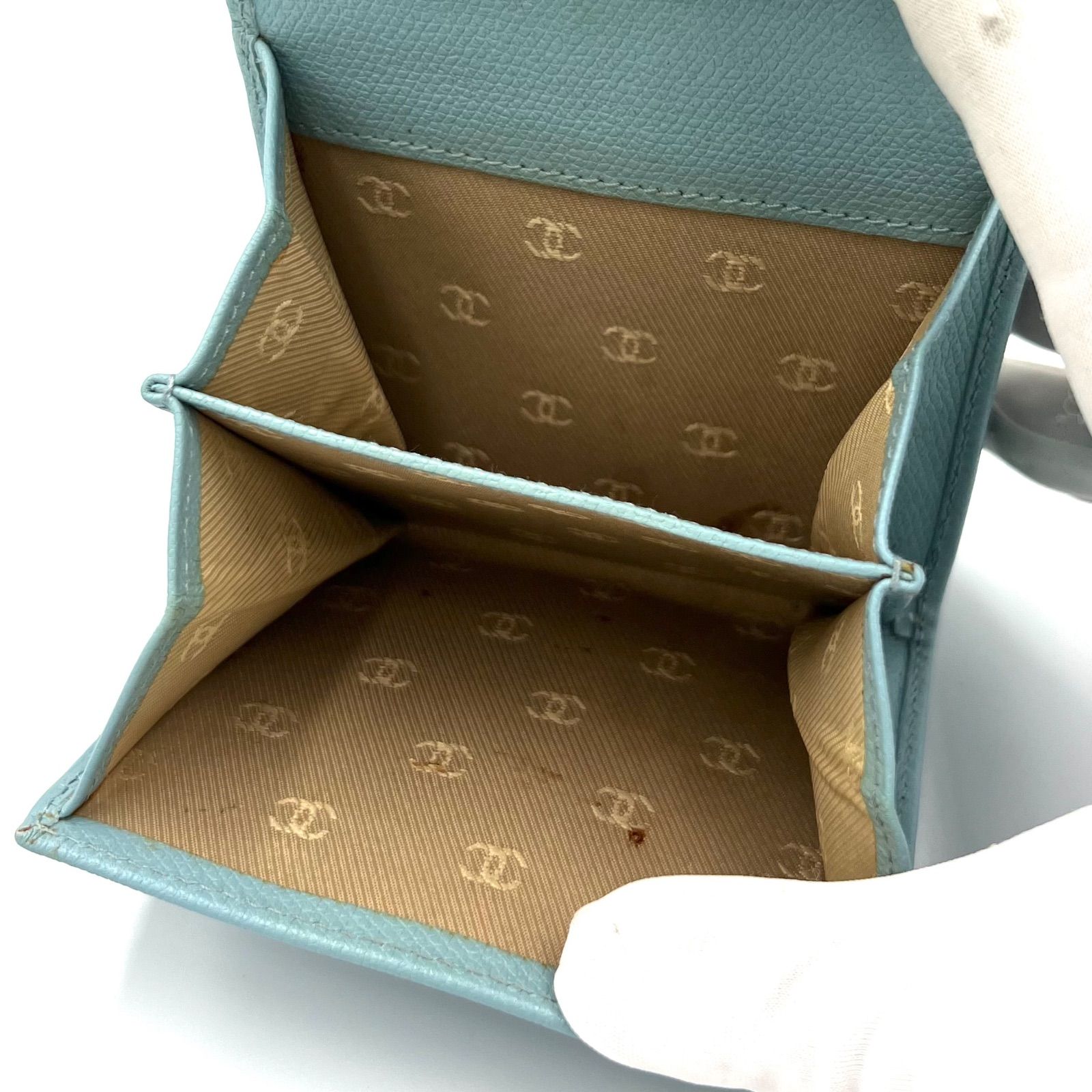 シャネル ココボタン Wホック ライトブルー 水色 レディース 財布 三