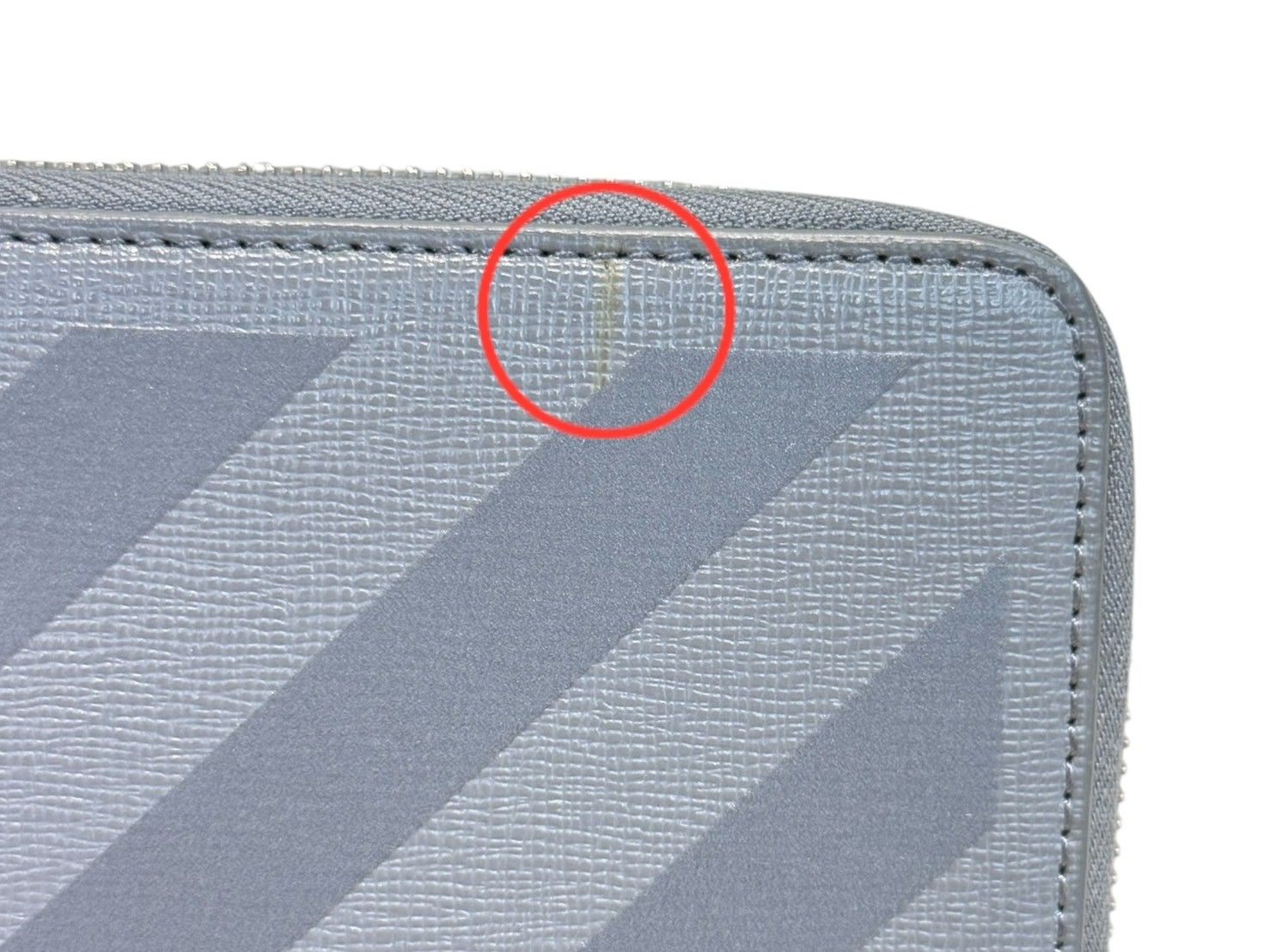 OFF-WHITE オフホワイト