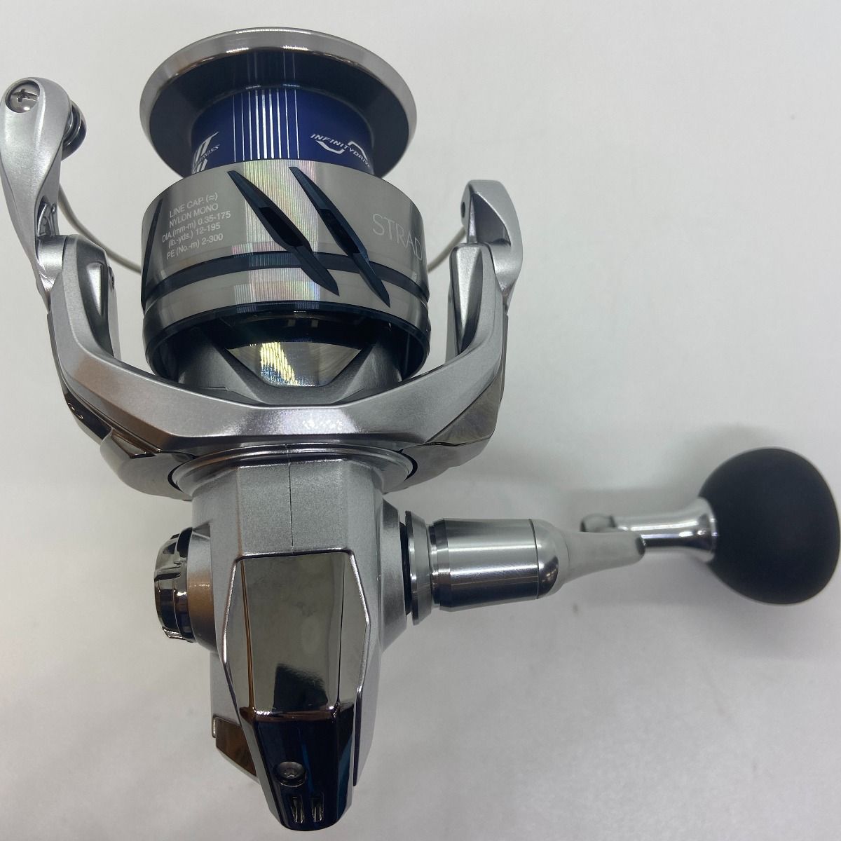 や*様 SHIMANO 23ストラディックスピニングリール C5000XG 箱付 シマノ