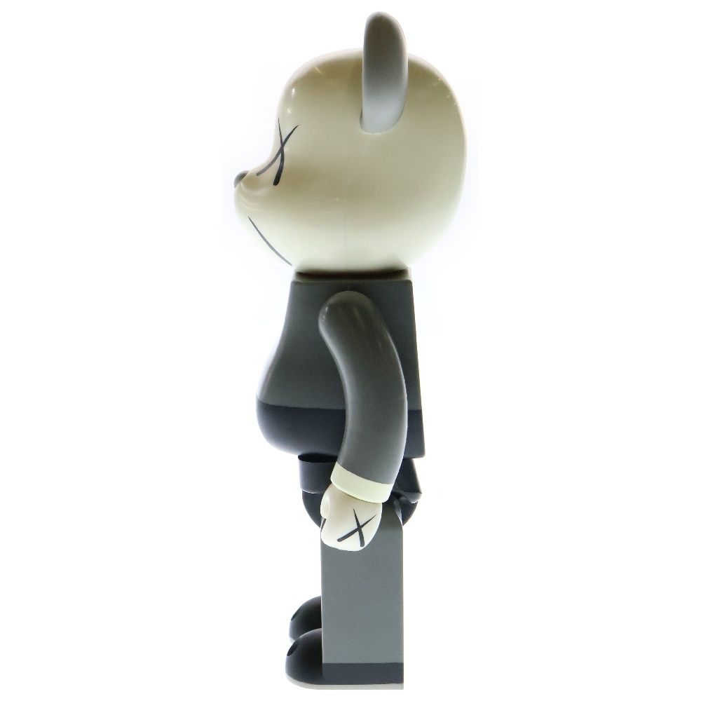 TOY メディコムトイ