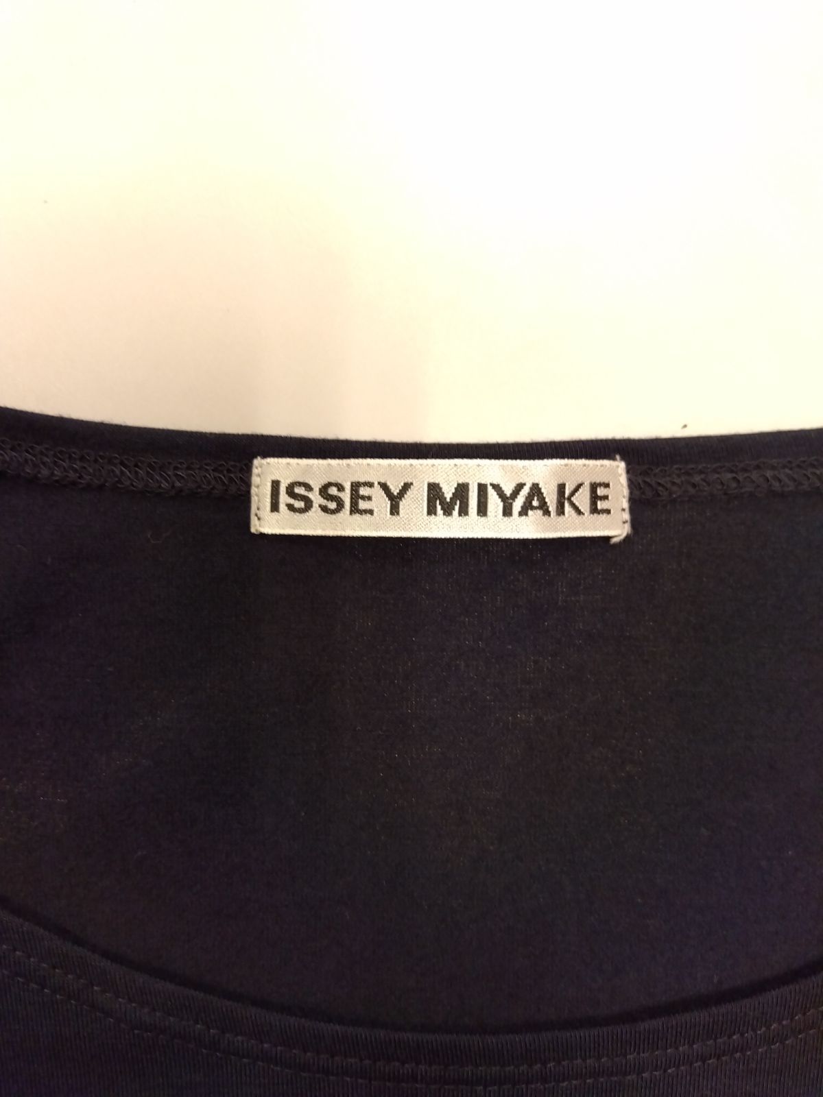 M7  イッセイミヤケ  ISSEY MIYAKE  トップス  ネイビー  サイズ３  日本製  七分袖  異素材カットソー  フロントレイヤーチュール  手洗い可♪