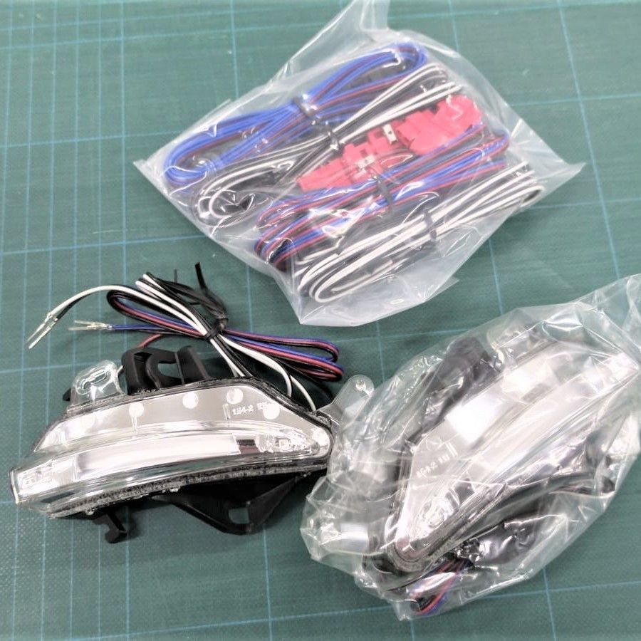 左右セット LS460後期 ＧＳ300 GS350 GS450h ＩＳ300h用 LEDドアミラーウインカー サイドターンランプ チューブ発光 白ポジション ウェルカムランプLED 純正交換式 未使用に近い ノーブランド 送料無