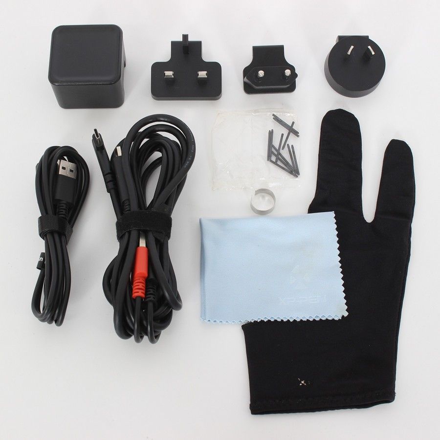 液晶ペンタブレット アーティスト