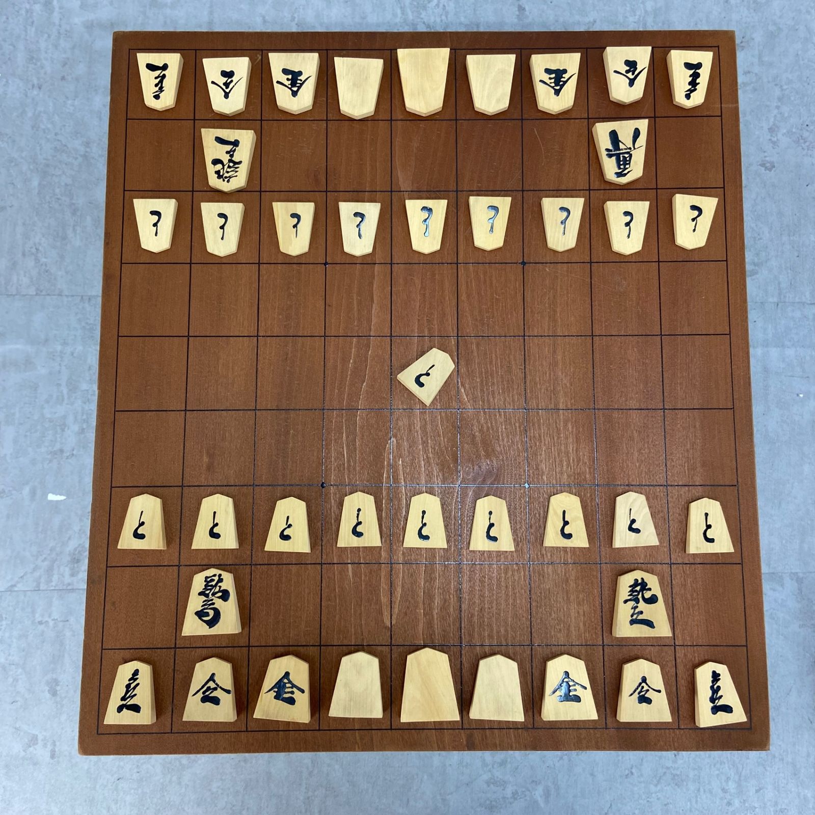 将棋セット 将棋盤　将棋駒　脚付将棋盤　へそあり　将棋駒　書き駒　黄楊　漆 将棋セット 将棋盤 将棋駒 脚付将棋盤 へそあり 将棋駒 書き駒
