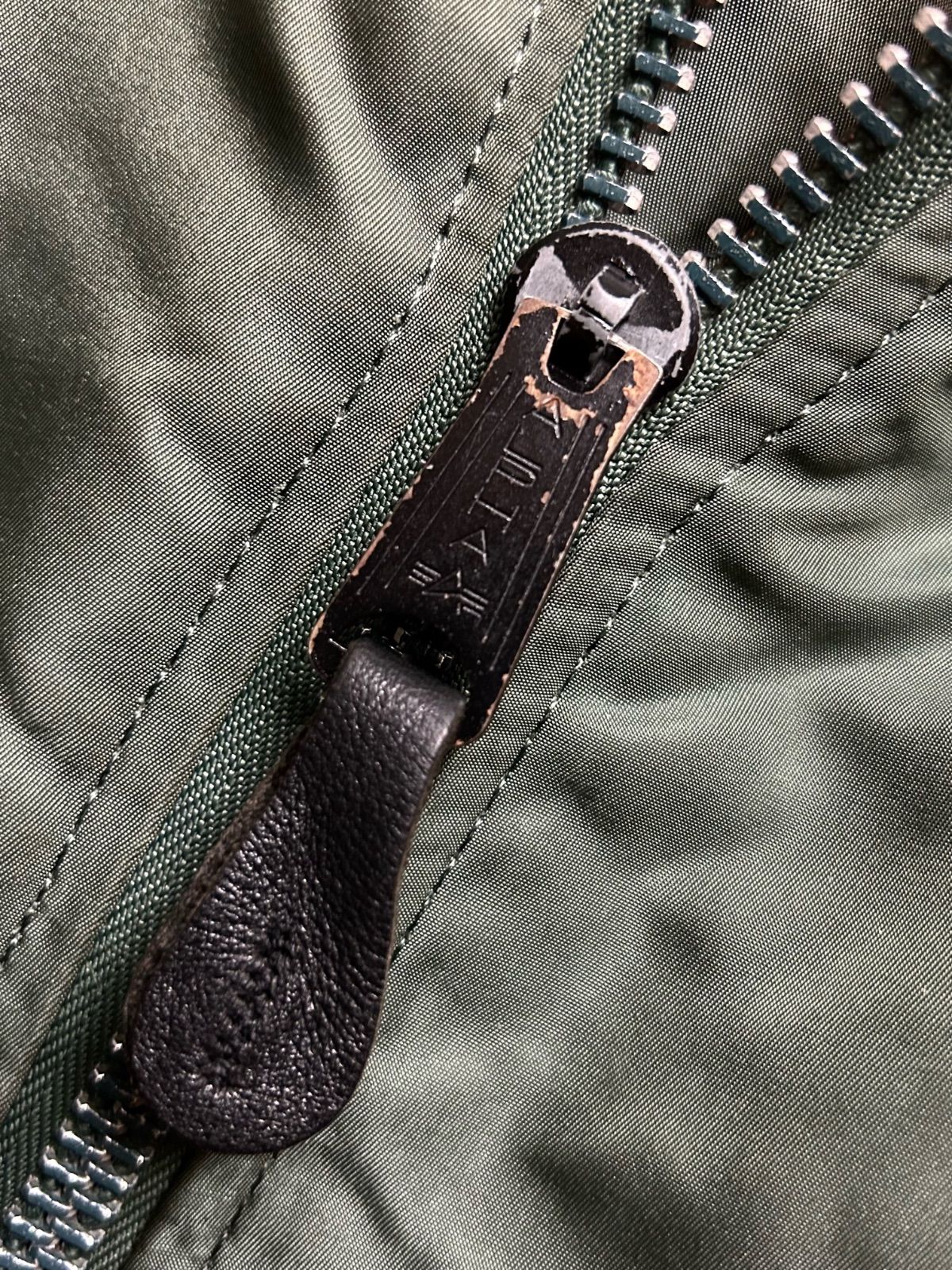 U.S.A.製時代 期名門ALPHA社MA-1フライトJKTテッパンOLIVE