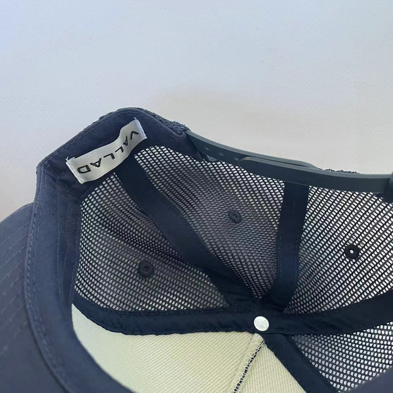 VALLAD STUDIOメッシュキャップ - メルカリ