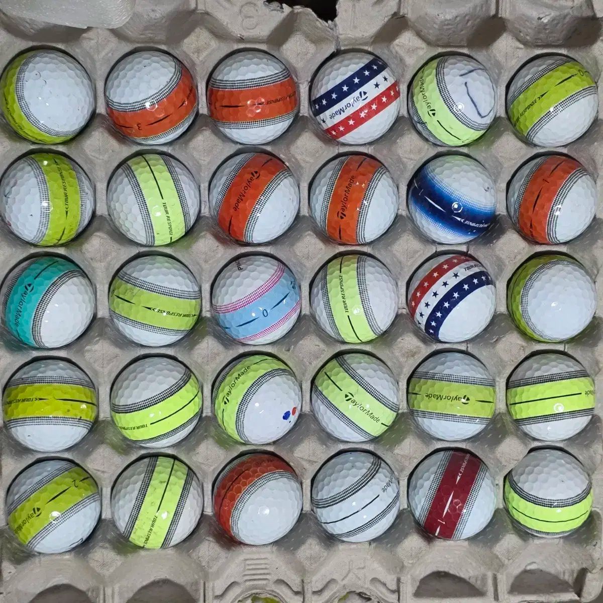 テーラーメイド ツアーレスポンス ストライプ 30個