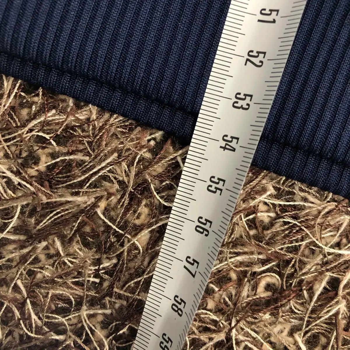 トラックトップス