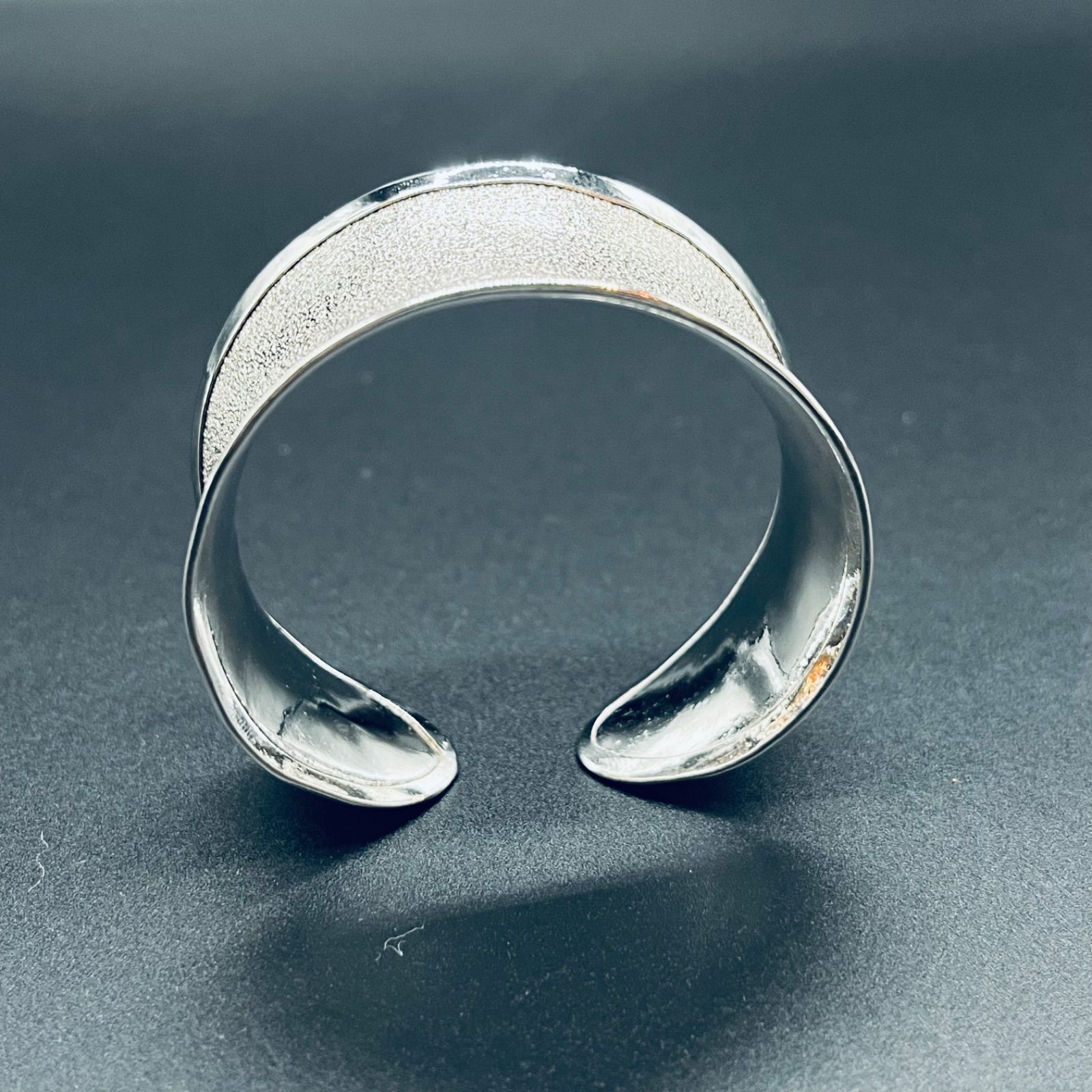 新品現地買付】カレンシルバーバングル/民族模様/高純度/ユニセックス