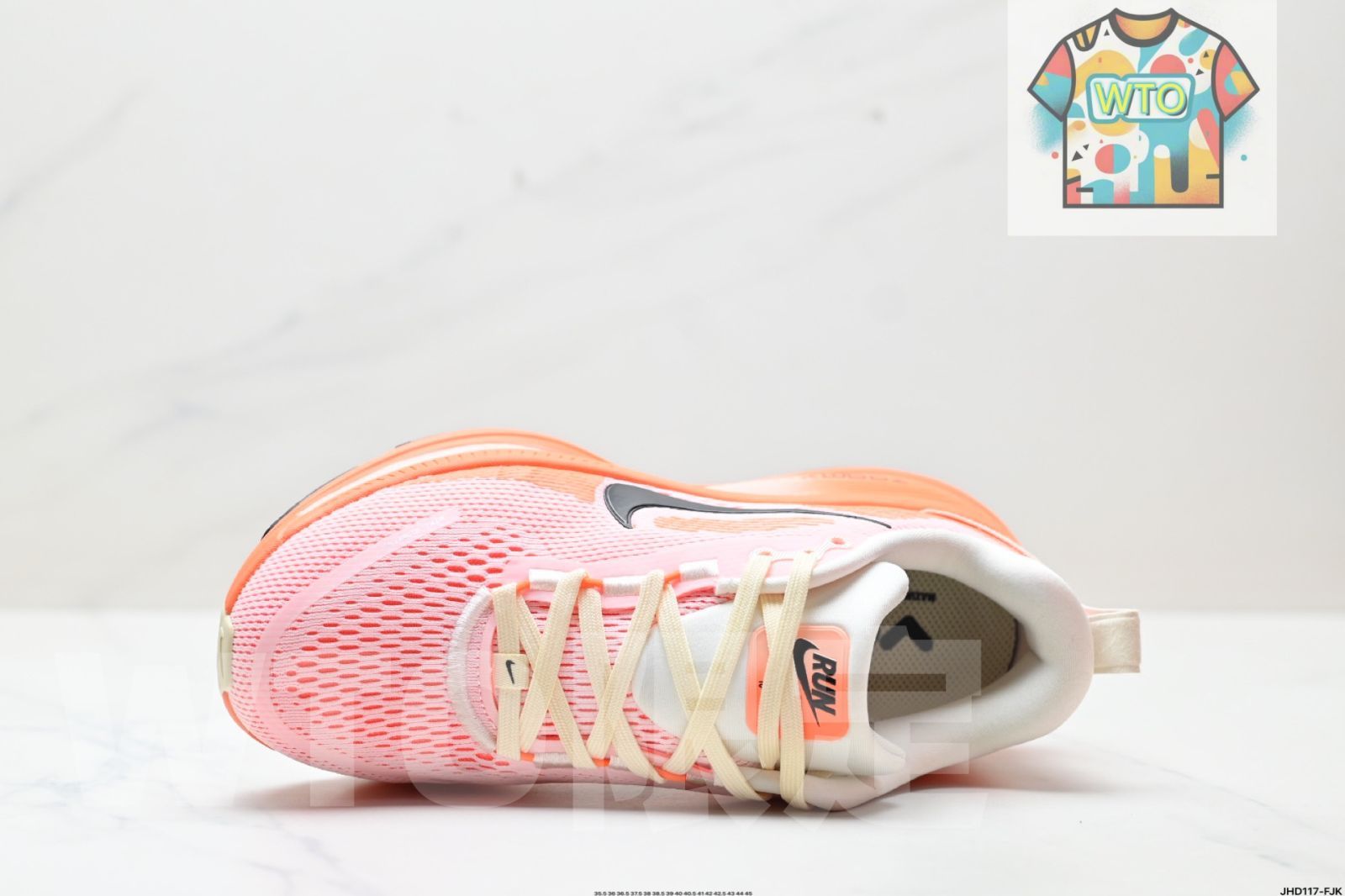 ナイキ ヴォメロ 18 ナイキ製の快適なクッション性と滑り止め性能を備えたロートップランニングシューズです -WTO輸入3