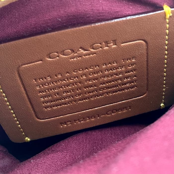 中古】美品 COACH コーチ パッチ ロゴ チャーム レザー ショルダー 