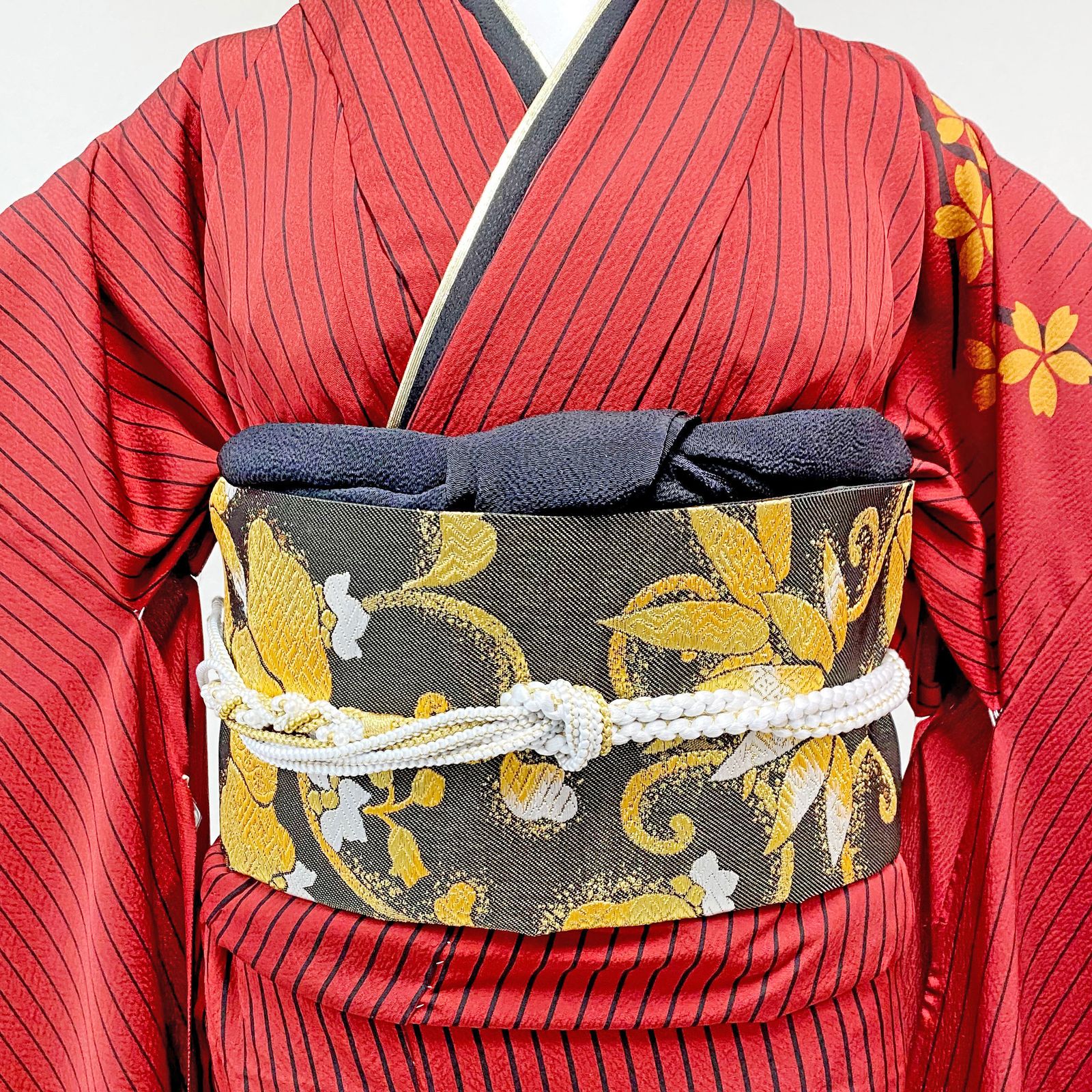 新品・一式セット】振袖 未使用 赤 桜 ストライプ 成人式 F26 - メルカリ