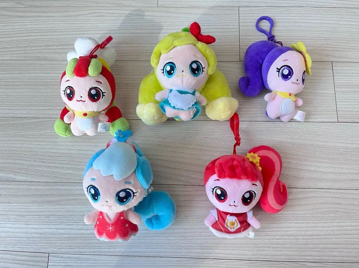 ティンタイピングのサプライズドールをまとめて発売 ティーン