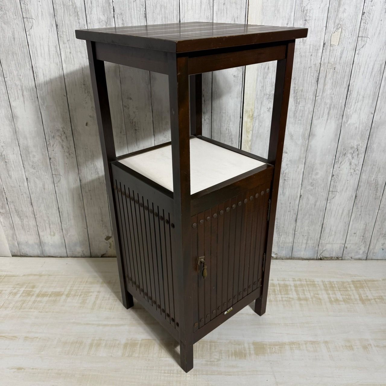 値下げ交渉OK！。アンティーク サイドテーブル 花台