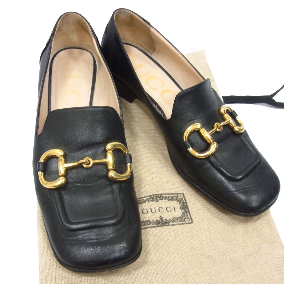 美品クリスチャンルブタン エナメルパンプス ヌードベージュレッドソール24cm 美品クリスチャンルブタン エナメルパンプス ヌードベージュ