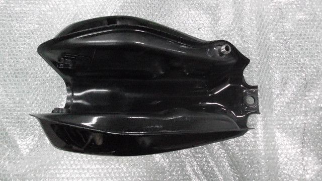 FTR223 MC34-1153xxx の タンク:#1669792709 - メルカリ