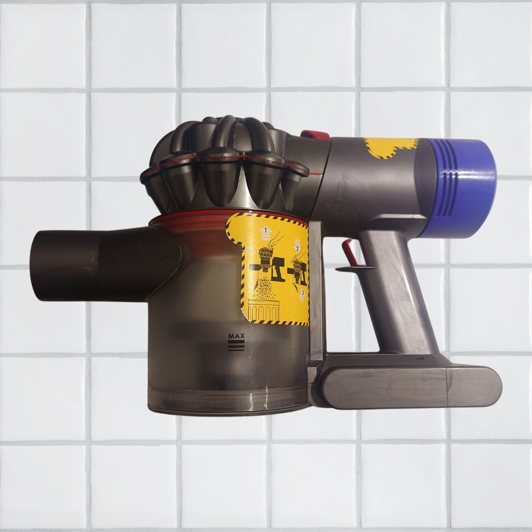 大人女性の ジャンク品】Dyson 掃除機 - メルカリ Vacuum Cleaner / Cleaner