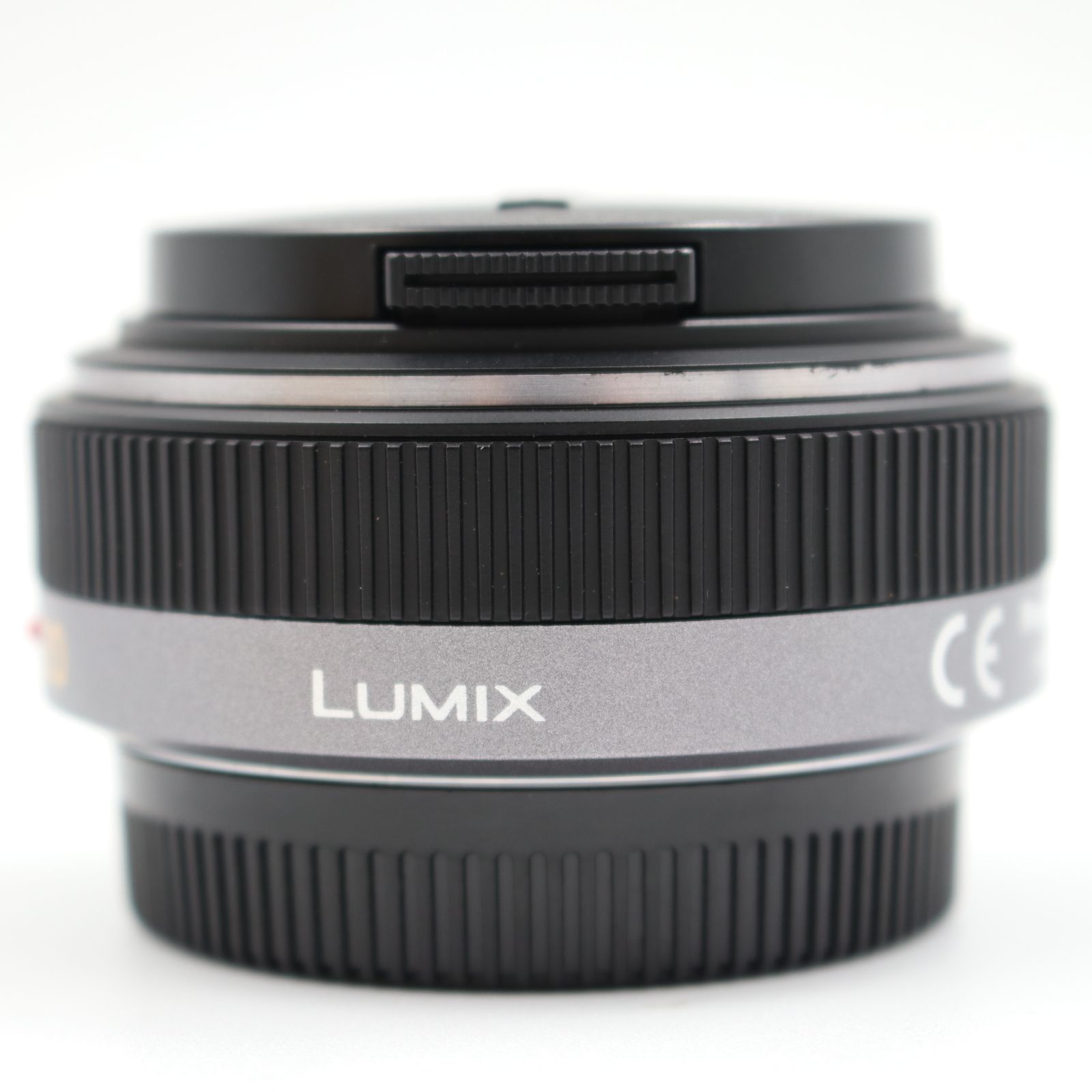 ★大人気★ LUMIX 単焦点レンズ　20mm パンケーキ　H-H020 Amazon.co.jp: パナソニック 単焦点 広角パンケーキレンズ