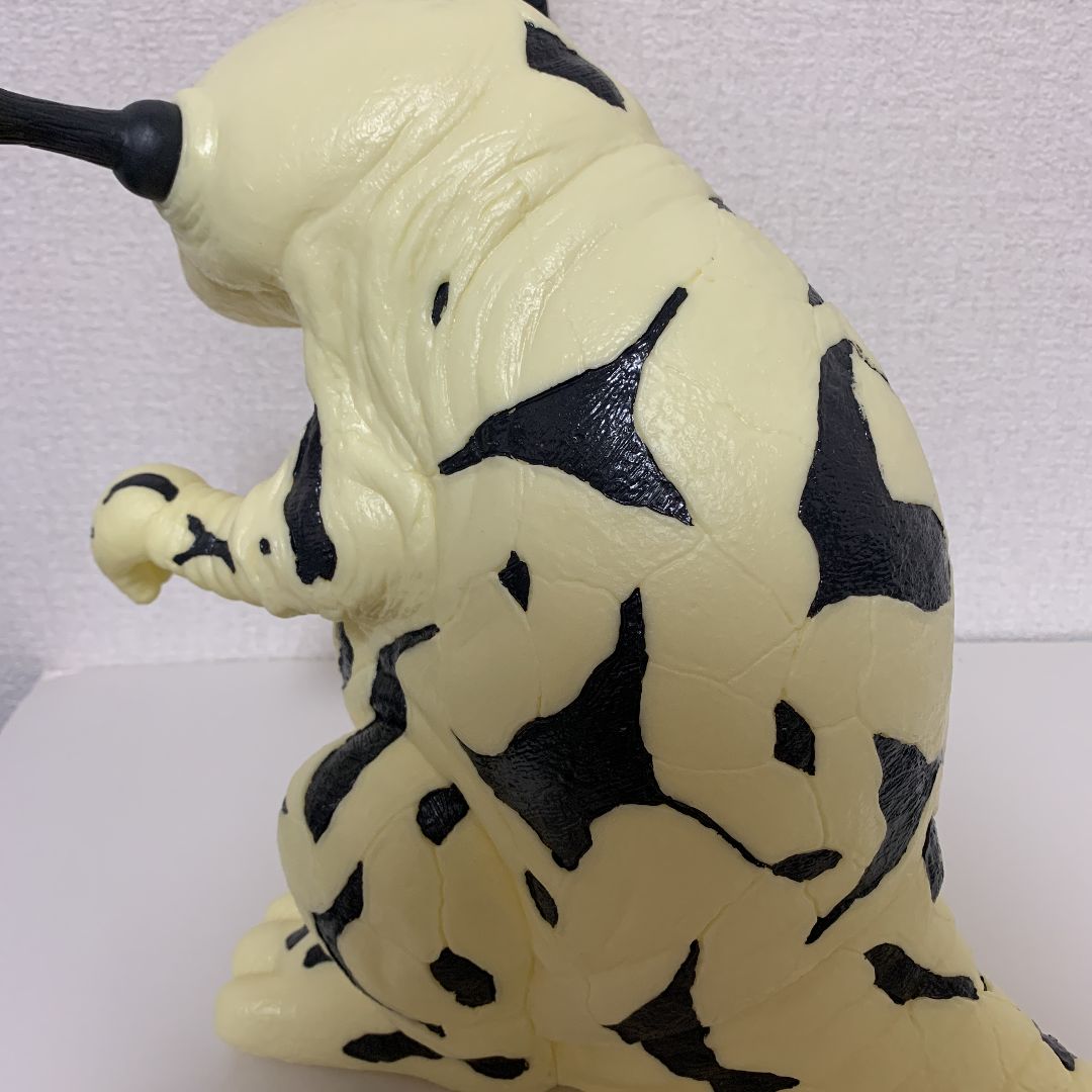 インスパイア　1/1　ウルトラマンメビウス　マケット快獣　リムエレキング Amazon.co.jp: インスパイア 1/1スケール マケット怪獣